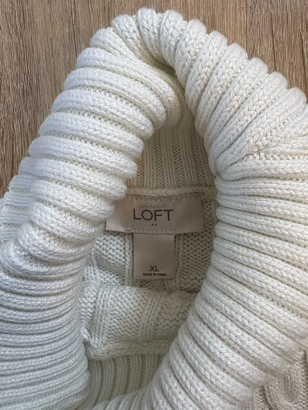 Women’s Cable Knit Turtleneck Sweater - Image 5