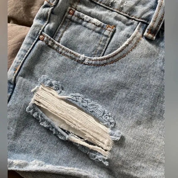 New Look Denim Mom Shorts, Size 14 - Image 4