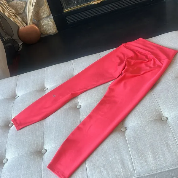 ALO Neon Orange Workout Leggings Size Small - Image 8