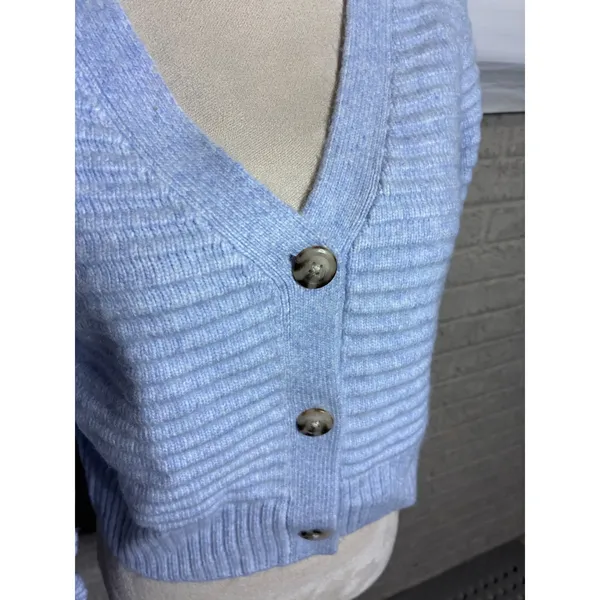 Happily Grey Light Blue Cropped Ribbed Knit V-Neck Cardigan Sweater Womens Small - Image 2