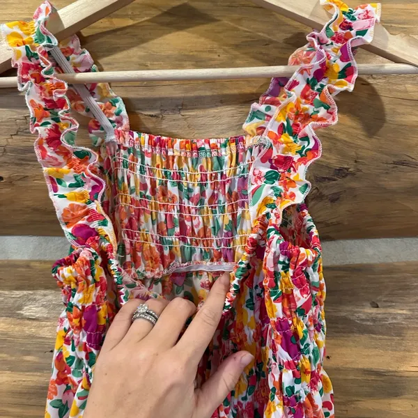Floral Women’s Smocked Dress size XL - Image 3