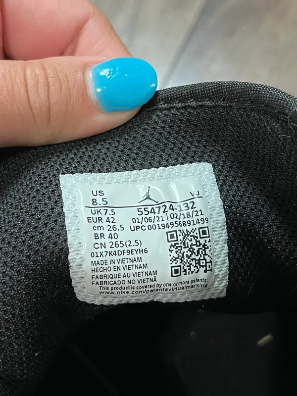 Jordan 1s - Image 2