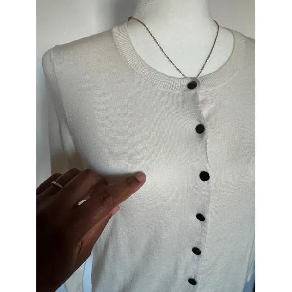 Banana Republic Womens Silk Blend Cardigan Sweater Cream Petite‎ Medium PM - Image 3