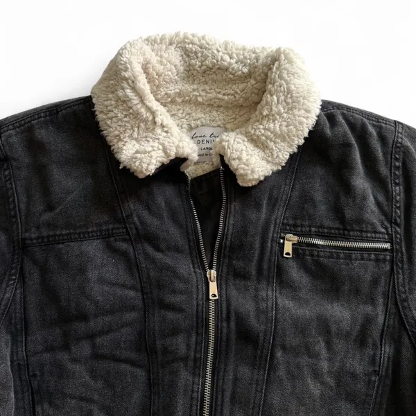 Love Tree Black Denim Jacket Cream Sherpa Collar Size L - Image 3