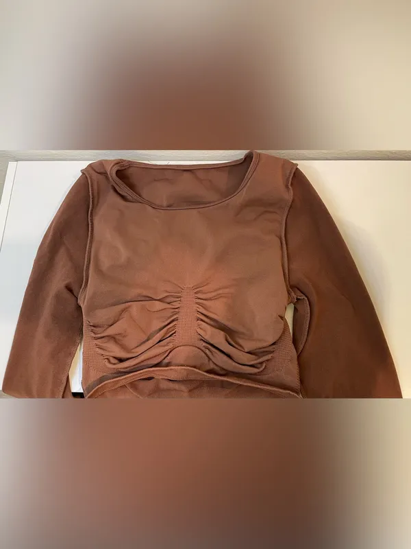 YITTY Nearly Naked Shapewear Long Sleeve Bodysuit Sizes M/L in Brown and Rich - Image 10
