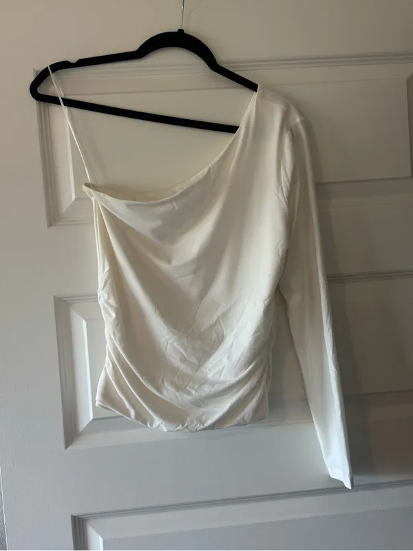 Abercrombie & Fitch One-Shoulder Long Sleeve Top - White - Image 3