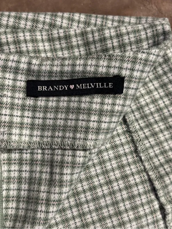 Brandy Melville Mini Skirt Women’s Size 2 Green Plaid Cara” Mini Skirt - Image 7