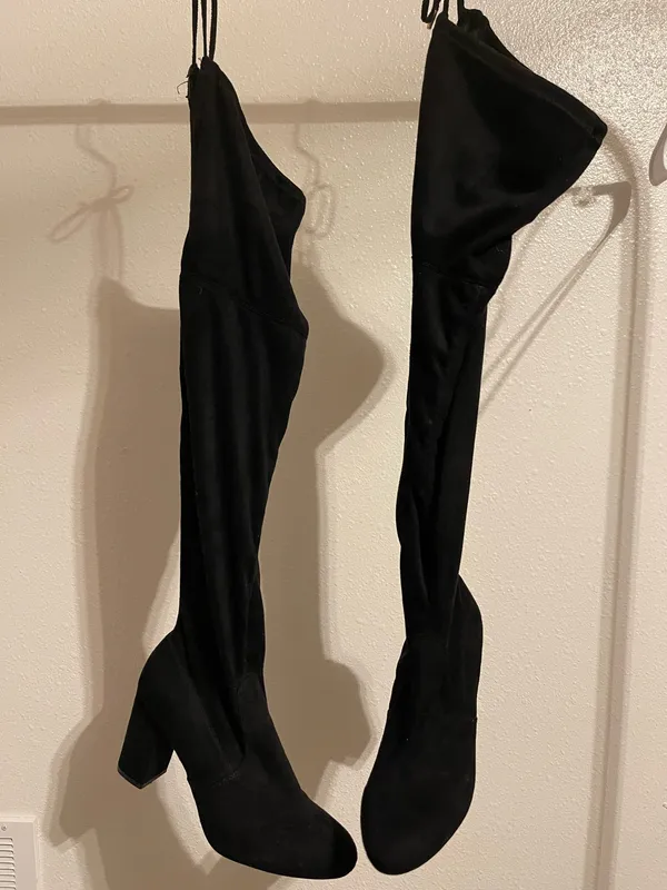 SO Knee-High Black Boots - Image 2