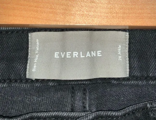 Black Mid Rise Skinny Ankle Jean - Image 7