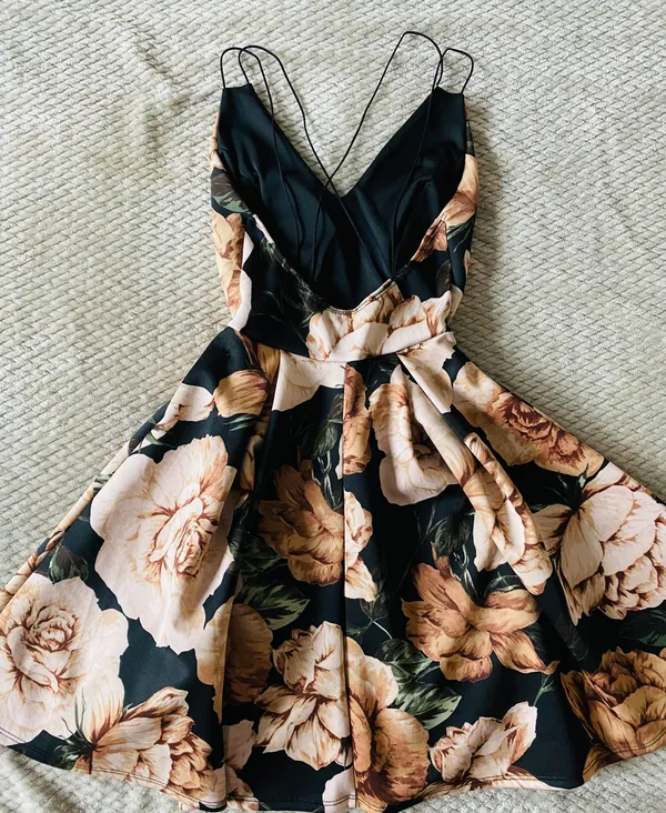 Q fashion Floral Dress - Image 4