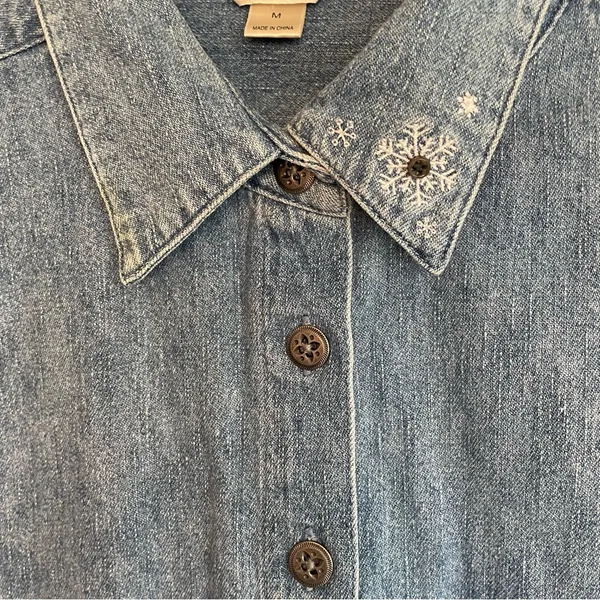 Christopher & Banks Denim Shirt Women’s M Snow Days Snowman Snowflake Embroidery - Image 5