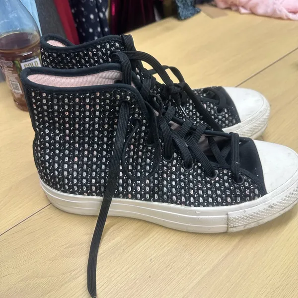Converse Chuck Taylor All Star Lift Platform Shoes Size 10 EUC - Image 4