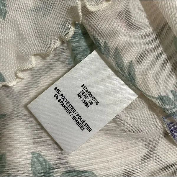 NWT y2k white bongo sheer floral top size small - Image 3