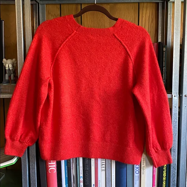 Vince Camuto Sweater EUC - Image 3
