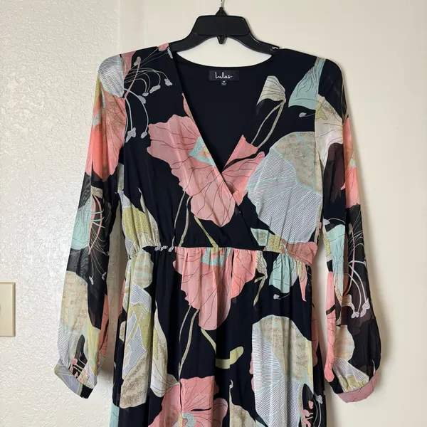 Lulus Wondrous Water Lilies Black Floral Print Maxi Dress Size M - Image 4