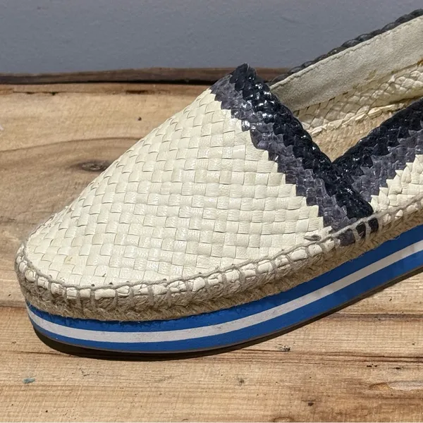 Prada espadrille sz 37.5 Platform flat‎  ~ LEFT SHOE ONLY - Image 2