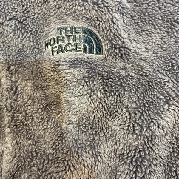 The North Face Women's Gray Soft Fleece Jacket - Image 2