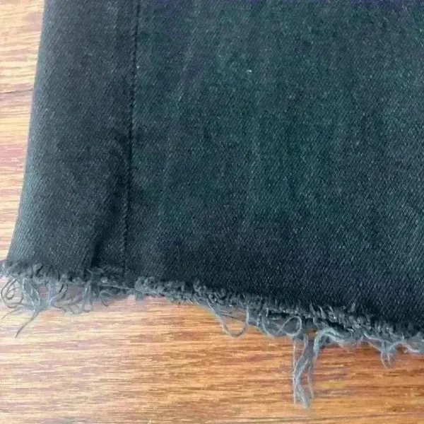 FREE PEOPLE We the Free size 25 Black Jeans raw hem high rise EXC CON - Image 3