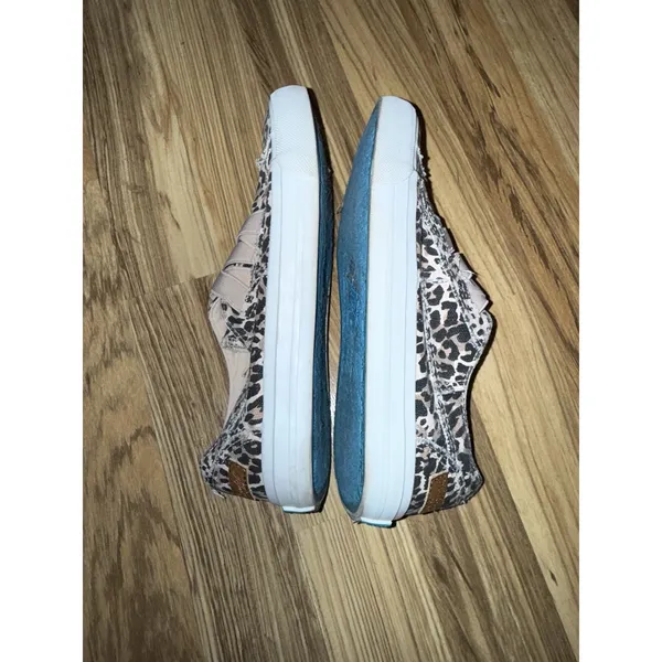 Blowfish Women's Size 6 Shoes Brown White‎ Leopard Comfort Low Fashion Sneakers - Image 4