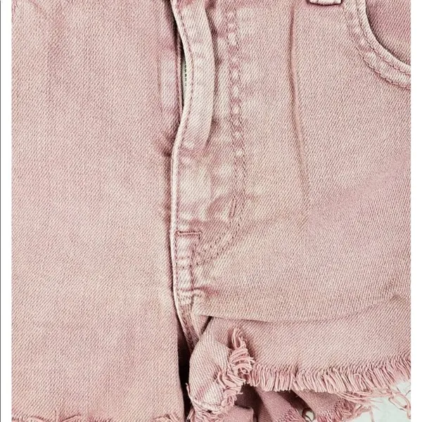 American Eagle ✨Pink Low Rise Stretch Denim Booty Shorts✨ - Image 6
