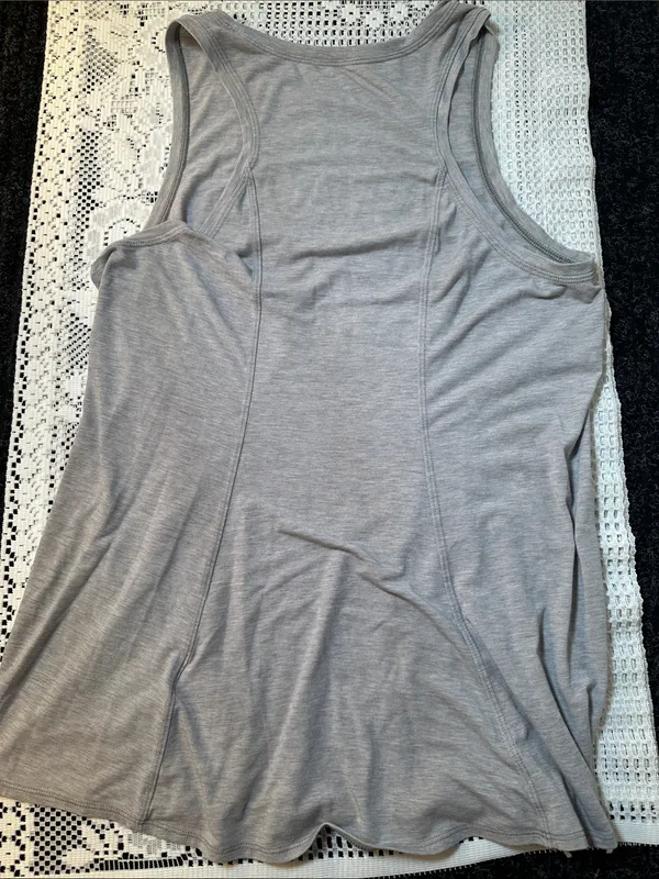 Patagonia‎ Grey Athletic Tank Top - Image 4