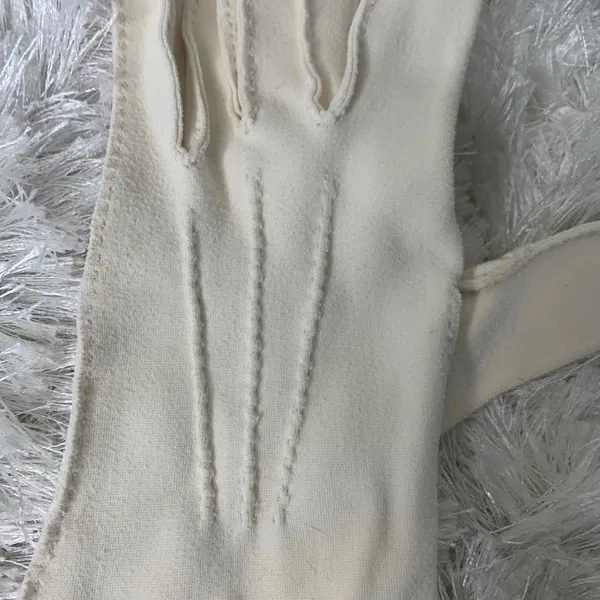 50s 60s White Cream Gloves Raised Detail OSFM - Image 3