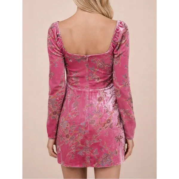 NWT Lulus Simply Decadent Pink Velvet Burnout Floral Bustier Mini Dress Medium - Image 4
