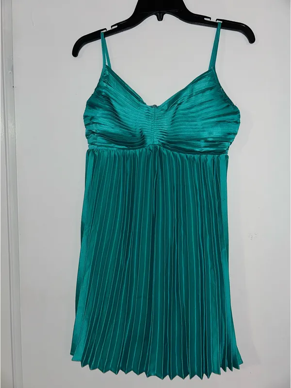 Flying Tomato Formal Dress - Image 2
