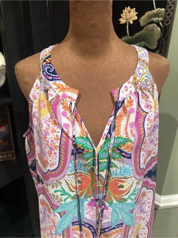 Rose + Olive Boho Paisley Sleeveless Blouse – Size Large - Image 3
