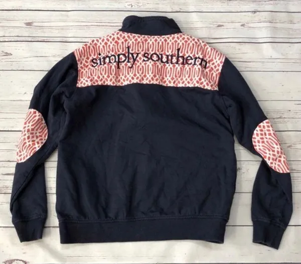 NWT simply southern vine navy pullover - Image 2