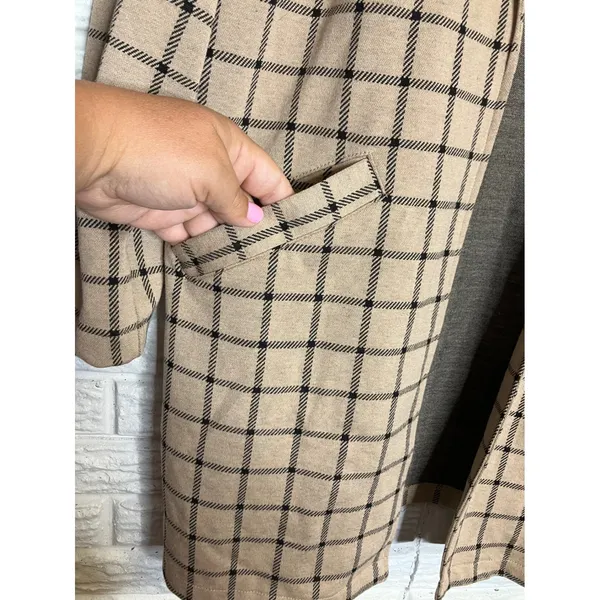 Maurices Plaid Open Front‎ Cardigan Blazer Womens XL Tan Black Excellent Pockets - Image 4