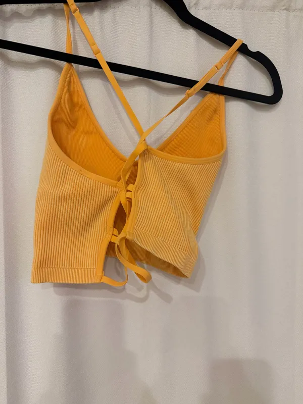 Aerie orange cropped sweatshirt with matching sports bra - Image 3