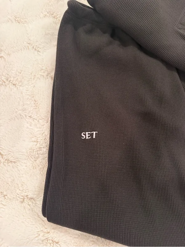 SET Active Black Ribbed Crew Henley Sweater Set - Image 2