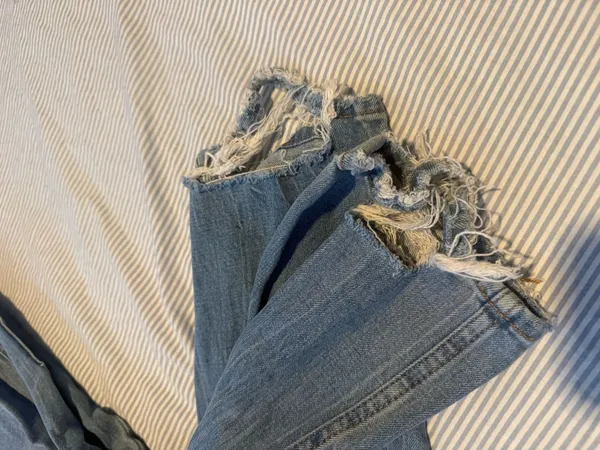 Women’s Abercrombie Ankle Straight High Rise Jeans - Image 6