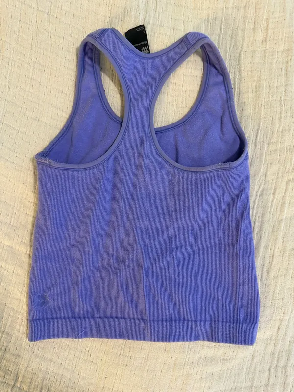 Target Tank Top Built-In Bra All in Motion - Image 2