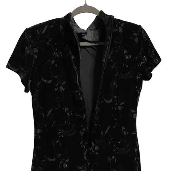 Dress Barn Black Velvet Floral Sparkle Mandarin Style Maxi Dress Size 12 - Image 6