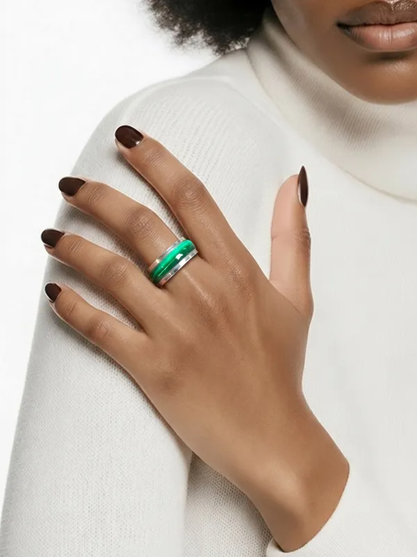 Women’s Stainless Steel Silver Dark Green Cat Eye Design Band Size 6 - Image 2