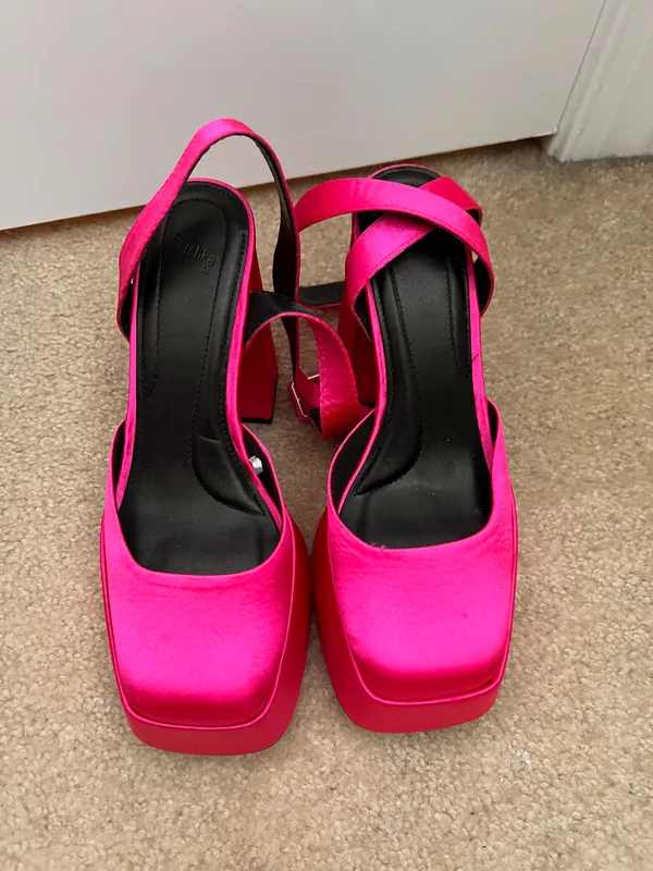 Bershka Platform Pink Heels - Image 2