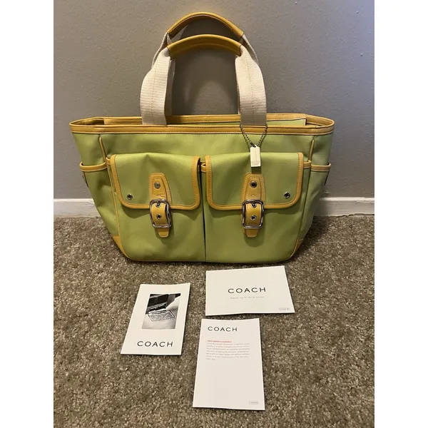 Coach Vintage Garden Tote Green Apple/ Yellow-6734 Coach Cards Included - Image 9