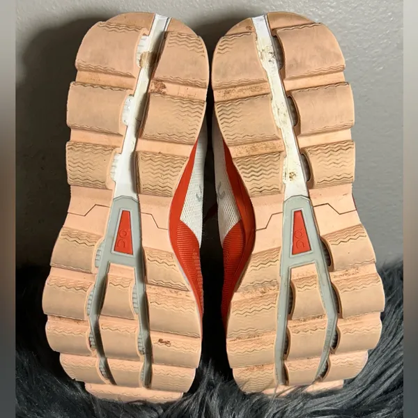 ON Running Women's Cloudsurfer 6 Running Shoes Rust Sneakers Size 9.5 - Image 7