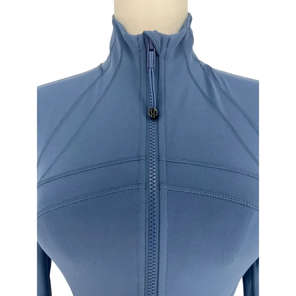 Lululemon Define‎ Jacket Nulu Washed Denim Blue Size 4 - Image 4