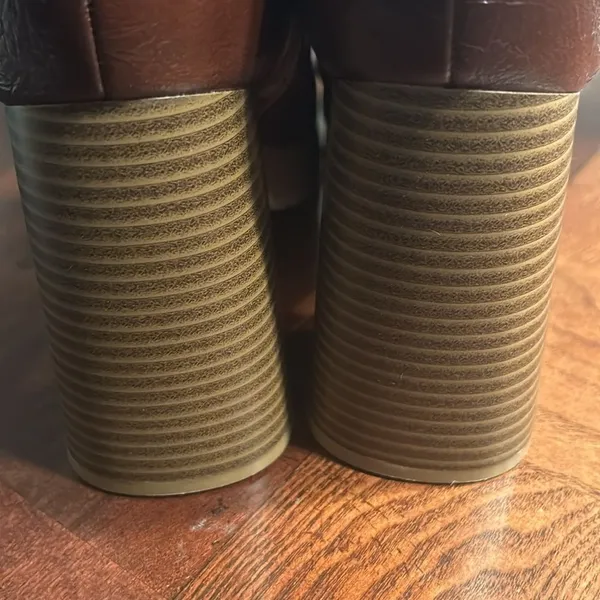 Guess Brown Leather Ankle Boots(Size 9.5M) - Image 8