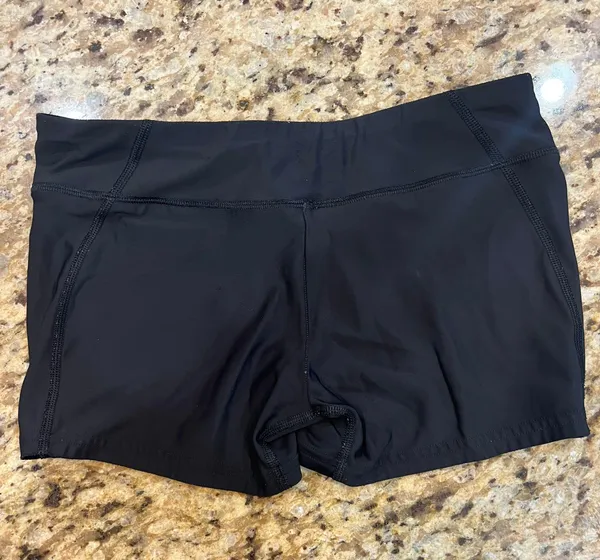 Under Armour Compression Shorts - Image 2
