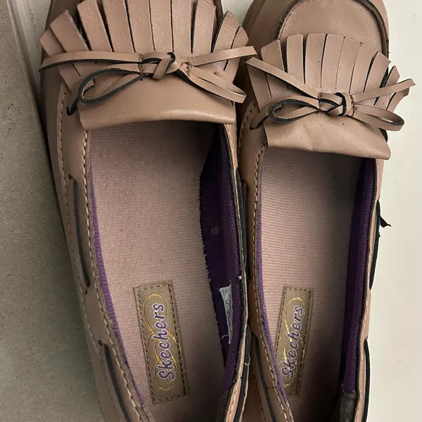 Skechers Women's Brown Loafers with Fringe and Bow size 8. - Image 3
