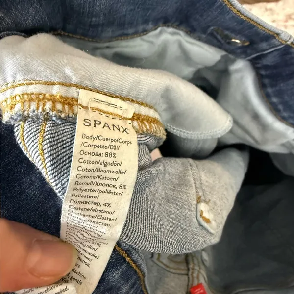Spanx Everywear Cropped Wide Leg Denim Blue Jeans with Patch Pockets Large - Image 7