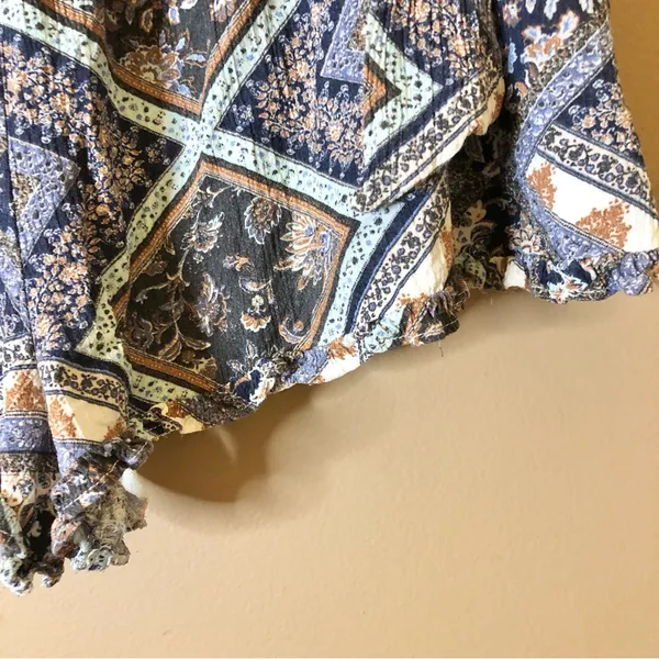 American Eagle‎ Culotte Paisley Pull on Shorts Blue Brown Small - Image 5