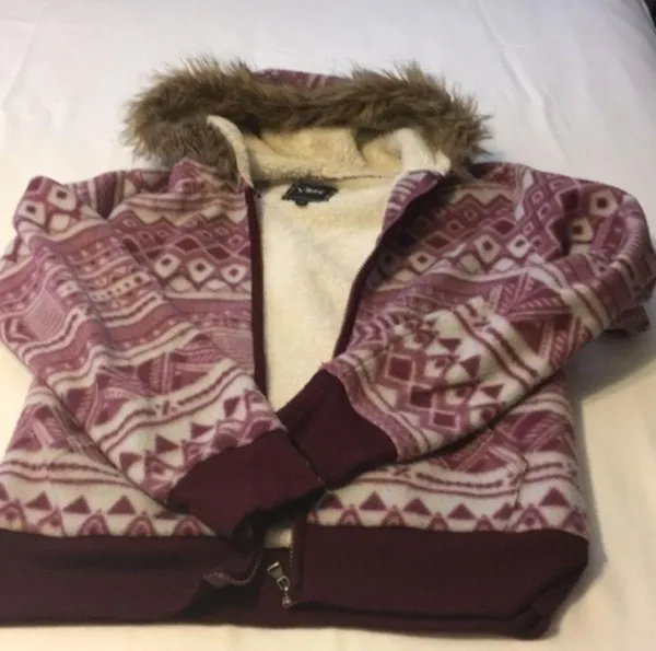 YMI  Ladies  JACKET. L - Image 7