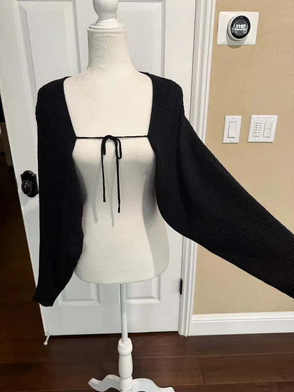 Kerisma Black Ribbed Shrug Sweater Top Cropped One Size - Image 2