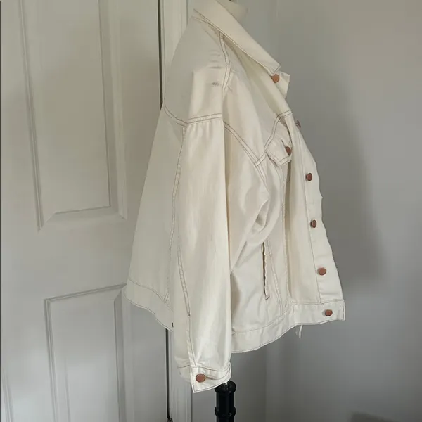 Free People Off-White Denim Jacket - Image 3