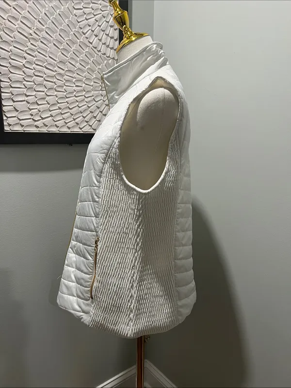 Marc New York White Quilted Gold-Zip Vest - Image 4